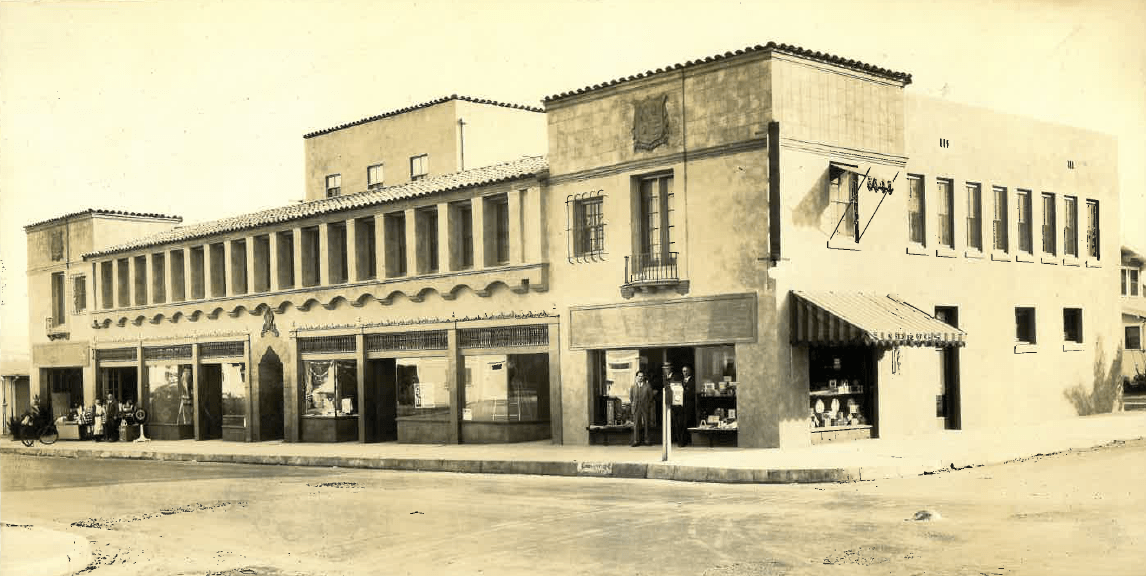 old photo of el don apartments