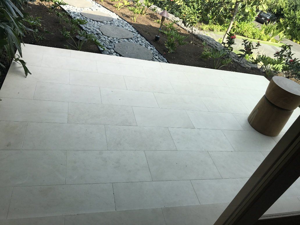 Outdoor stone tiles on lani. 