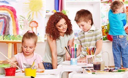 kids painting