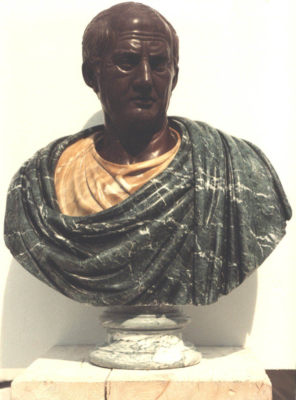 busto Cicerone