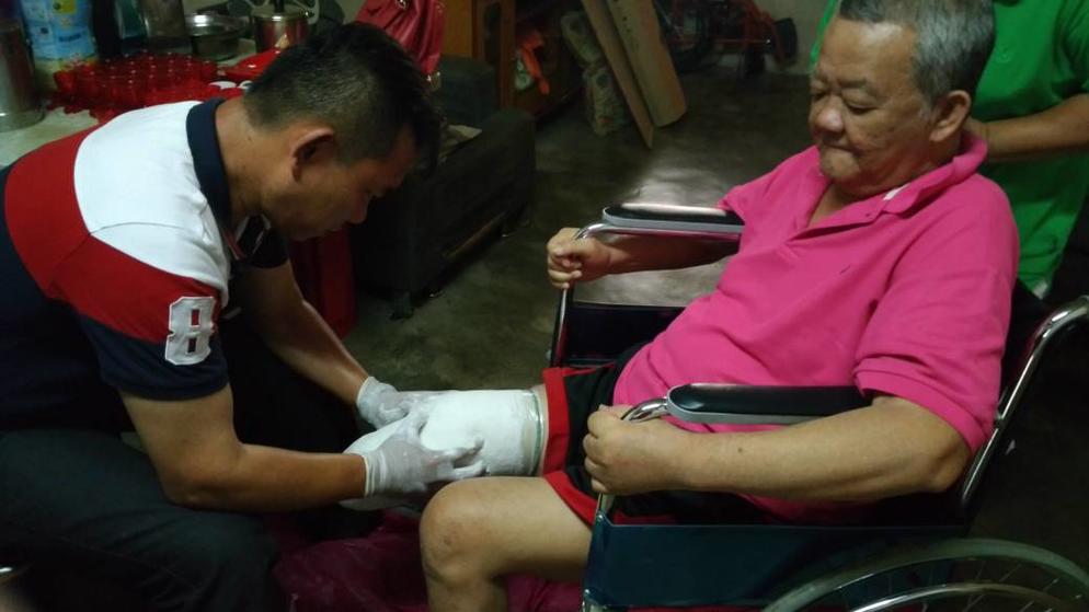 door service for prosthetic product door service for prosthetic product