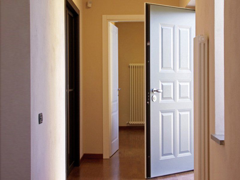infissi interni in legno bianco