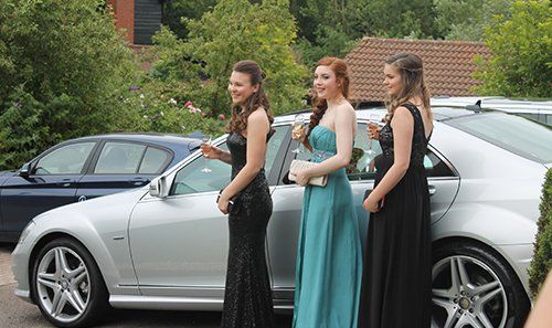 Beautiful ladies in occasion wears in Milton Keynes