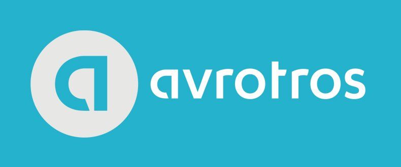 Het AVROTROS-logo op een turquoise achtergrond. Het logo bestaat uit een gestileerde letter 