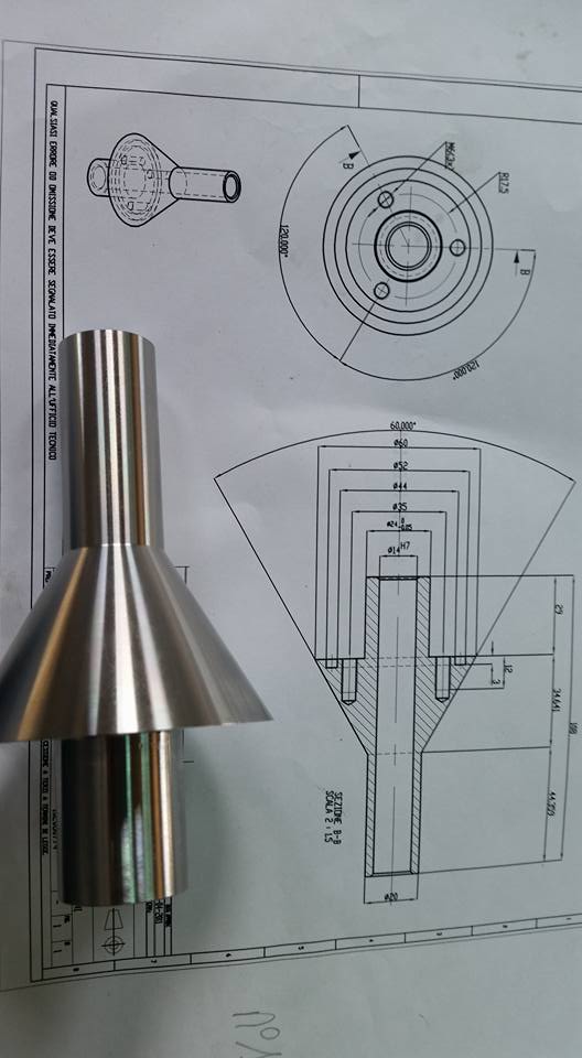 tornitura su disegno