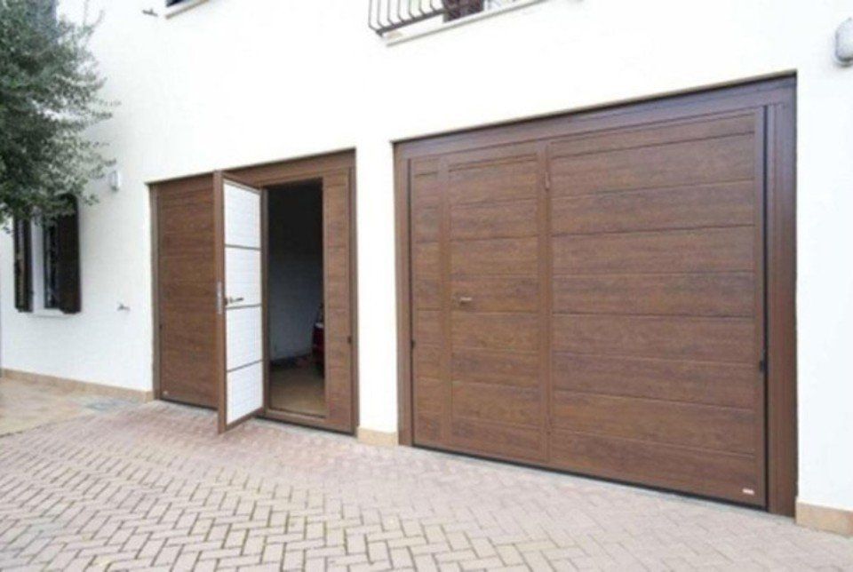 Doppio garage