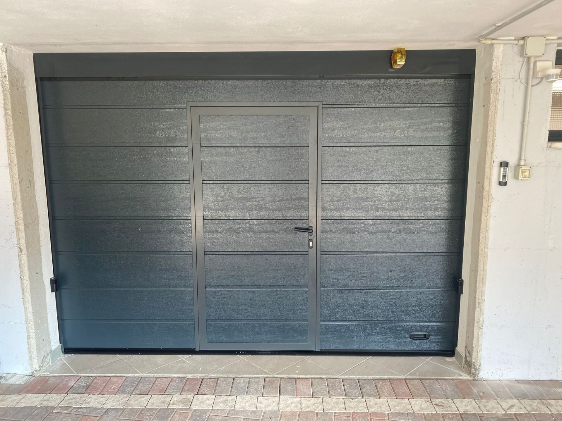 portone sezionale per garage