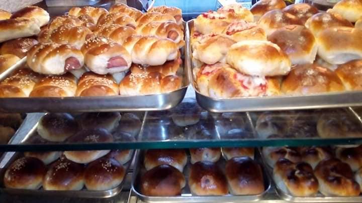 rollo con wurstel