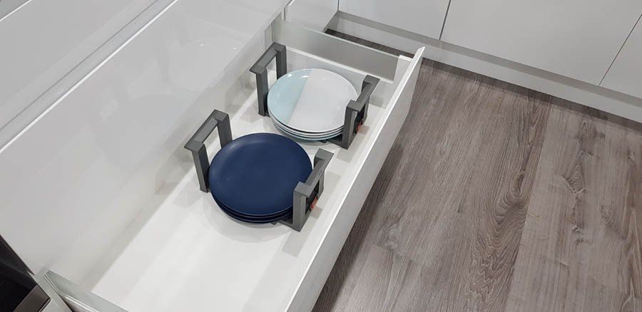 plate organizer