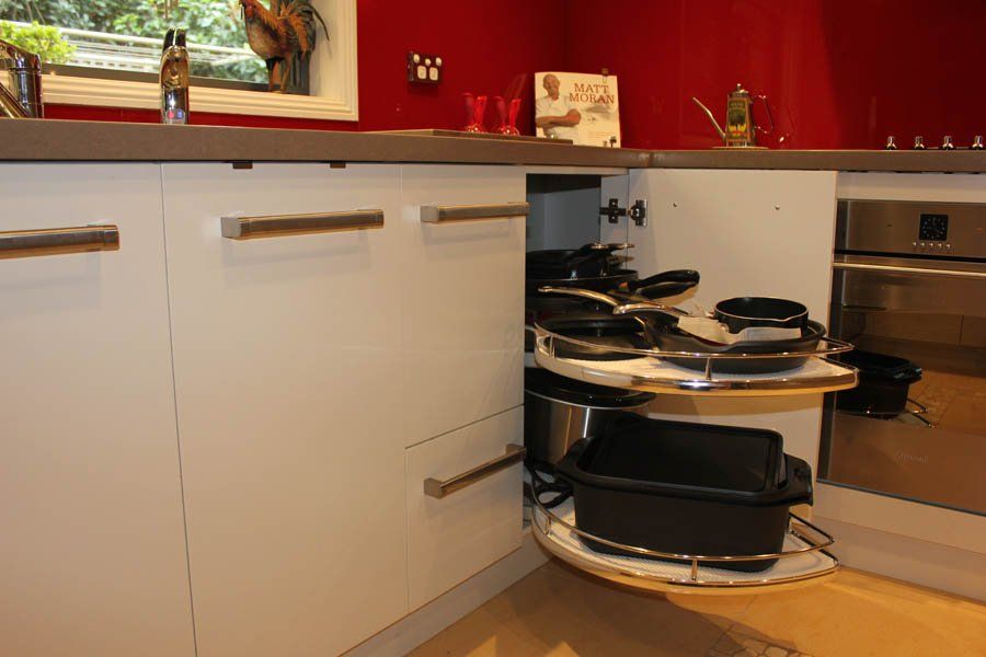 pull out cabinet