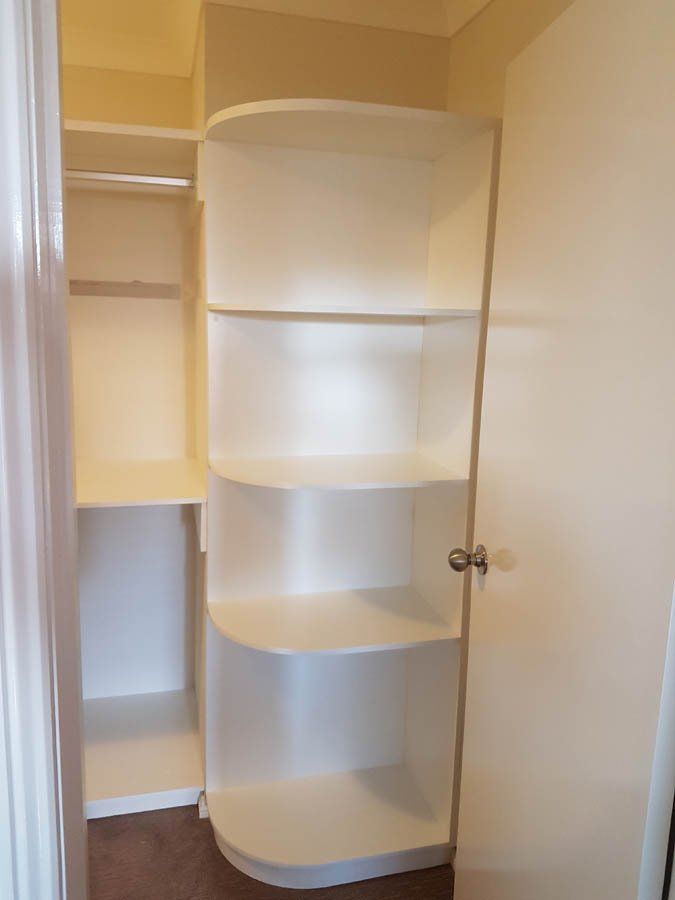 corner shelf