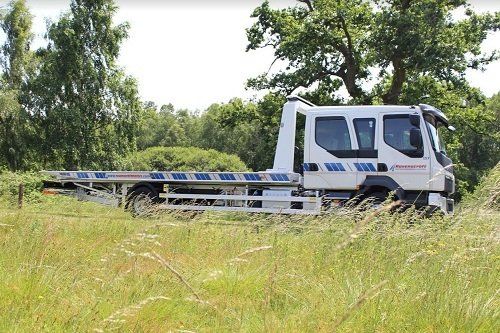 Breakdown assistance truck