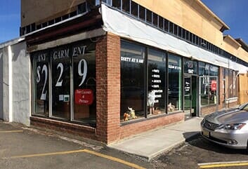 Boutique Glass —  Commercial Glass Installation in Kenilworth, NJ