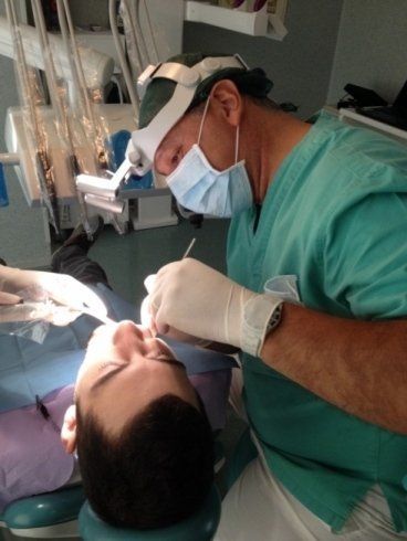Intervento chirurgico estrazione dente