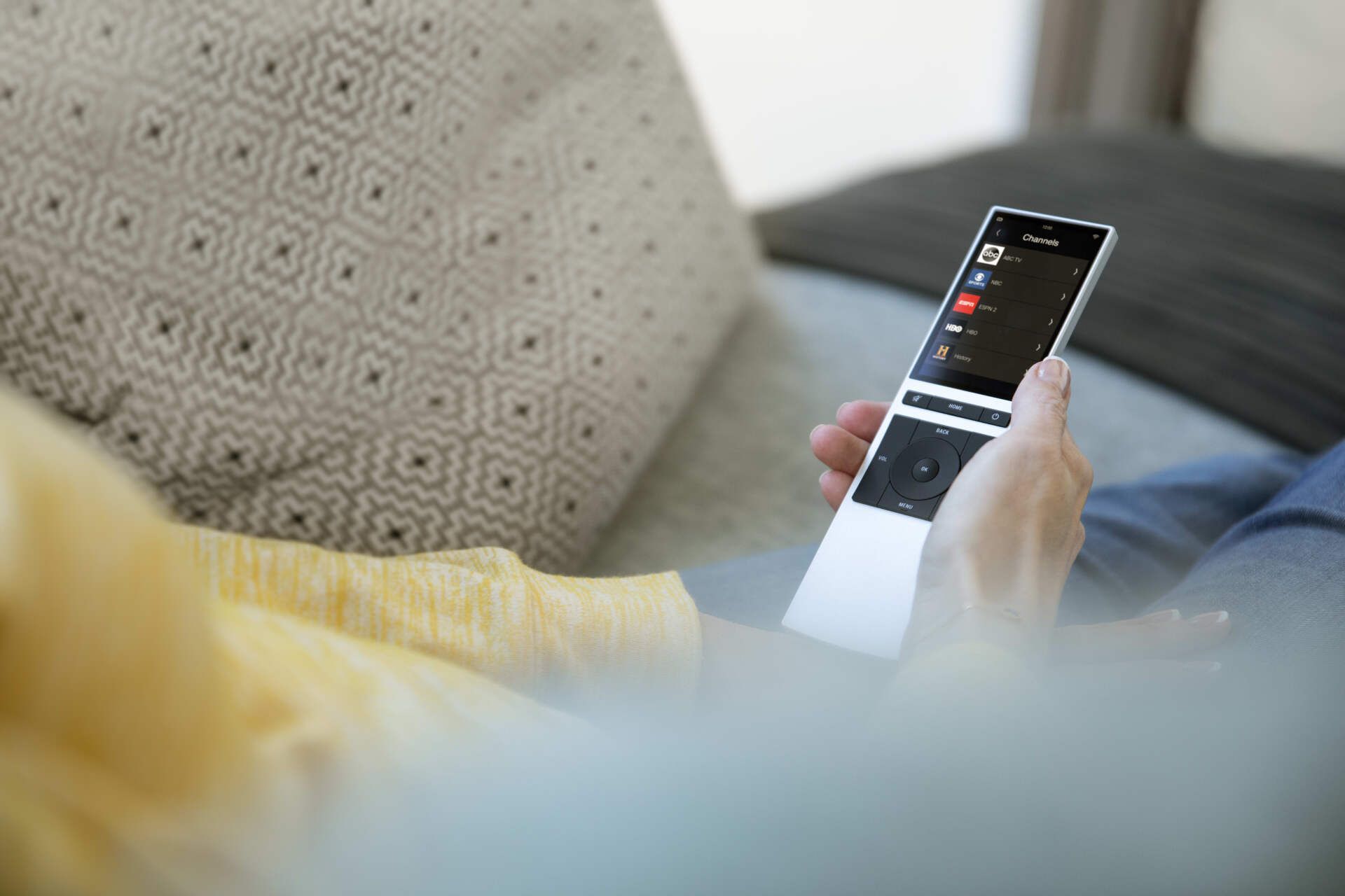 Neeo Control4 smart remote