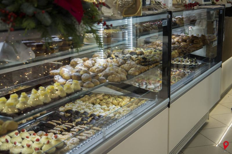 bancone pasticceria Matino
