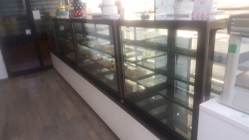 arredi pasticceria Longo