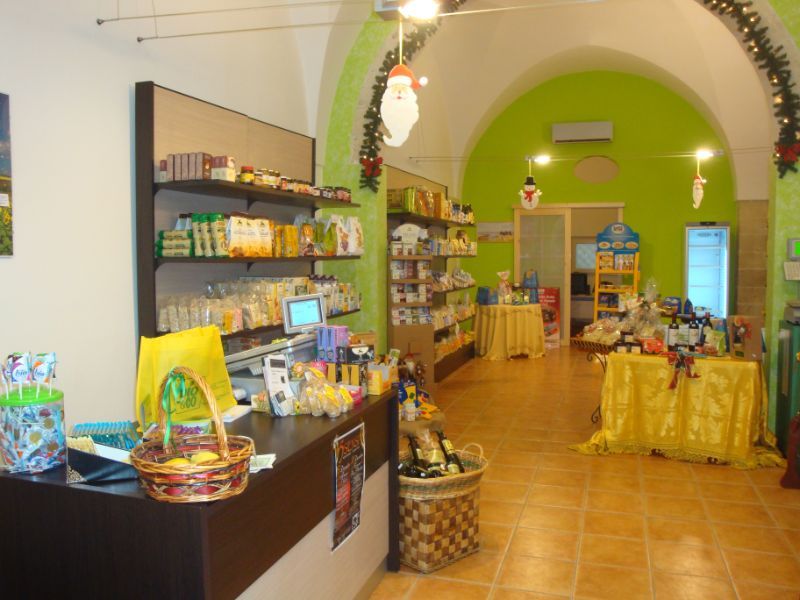 arredamenti per vendita di prodotti self service