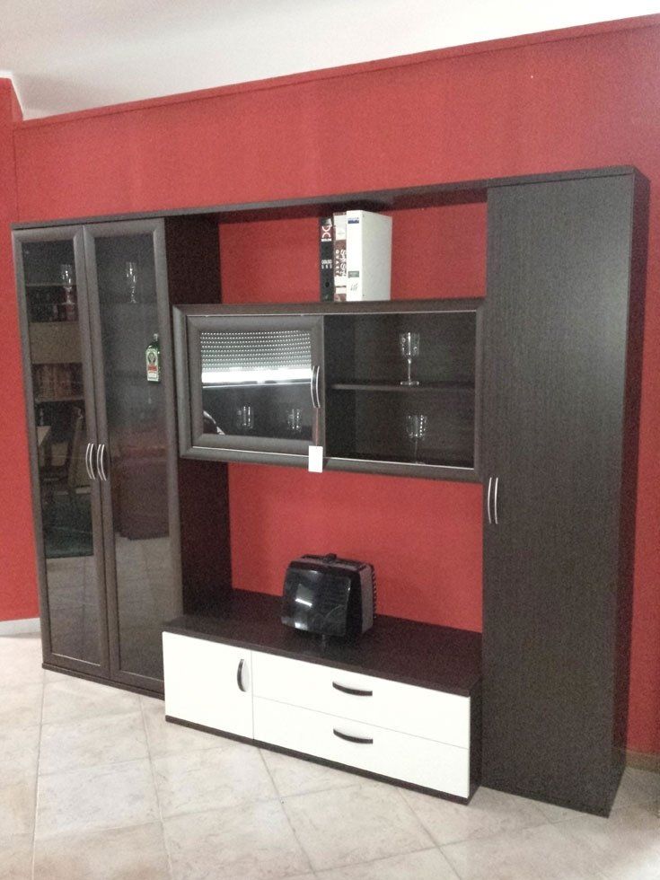 Sala wengè e rossa