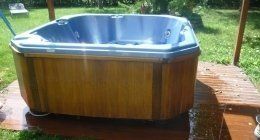 Vasca da bagno in legno