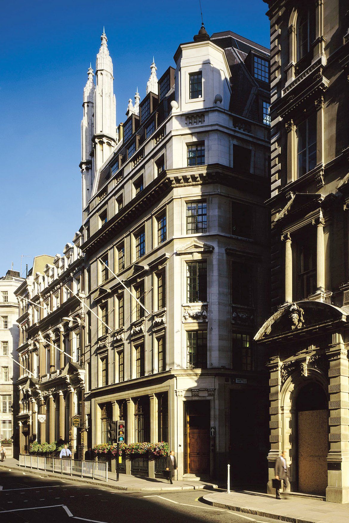 Major redevelopment by LSH Architects of 36-38 Cornhill in the City of London whilst retaining the original façade