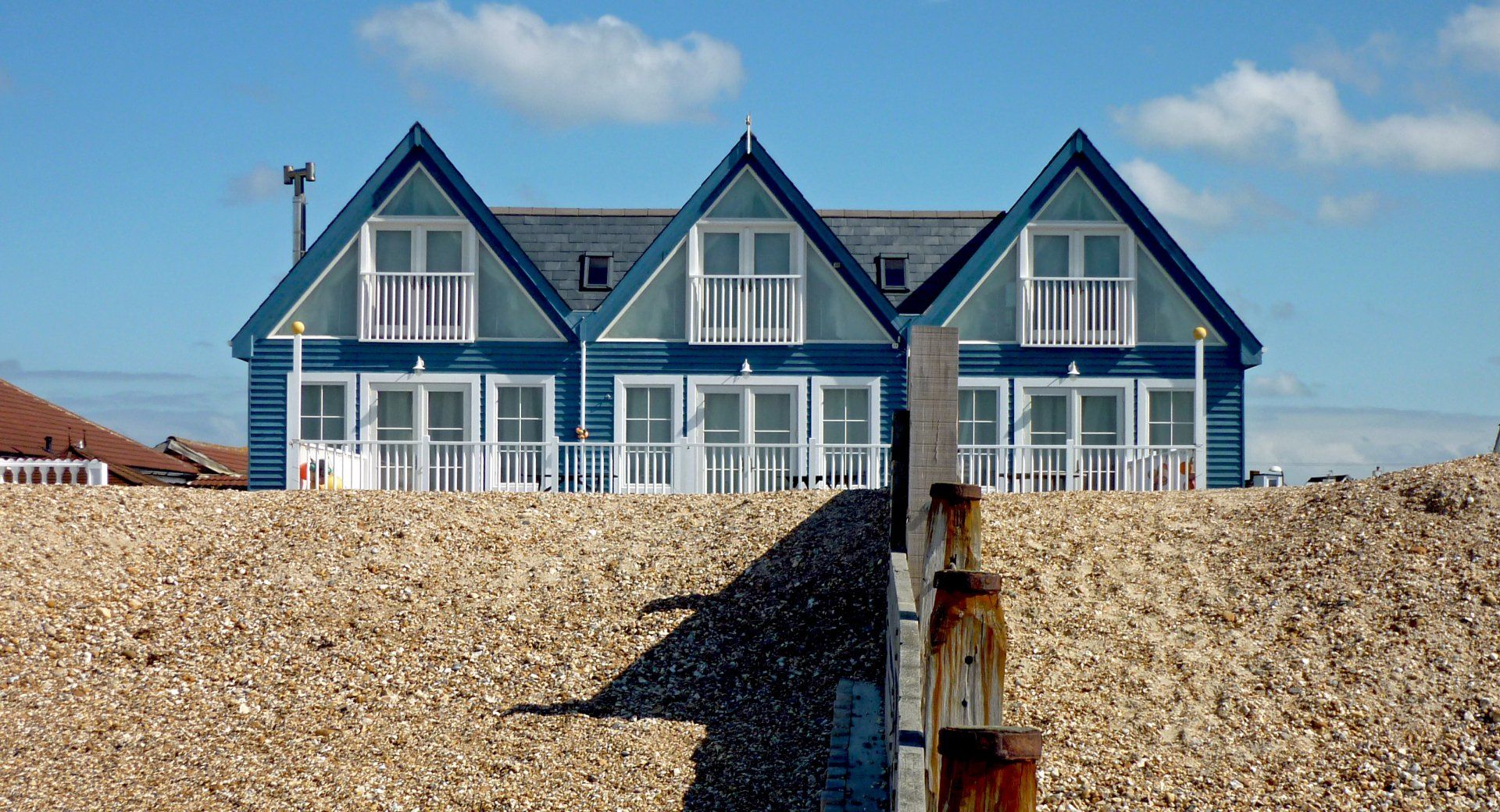 Hayling Island family beach house designed by LSH Architects