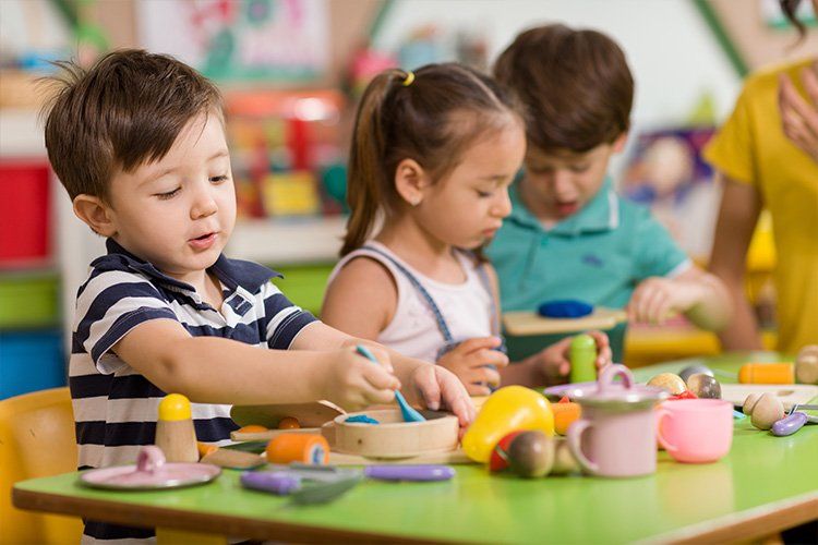 Children playing - Dental Studio 4 Kids Lutz Florida