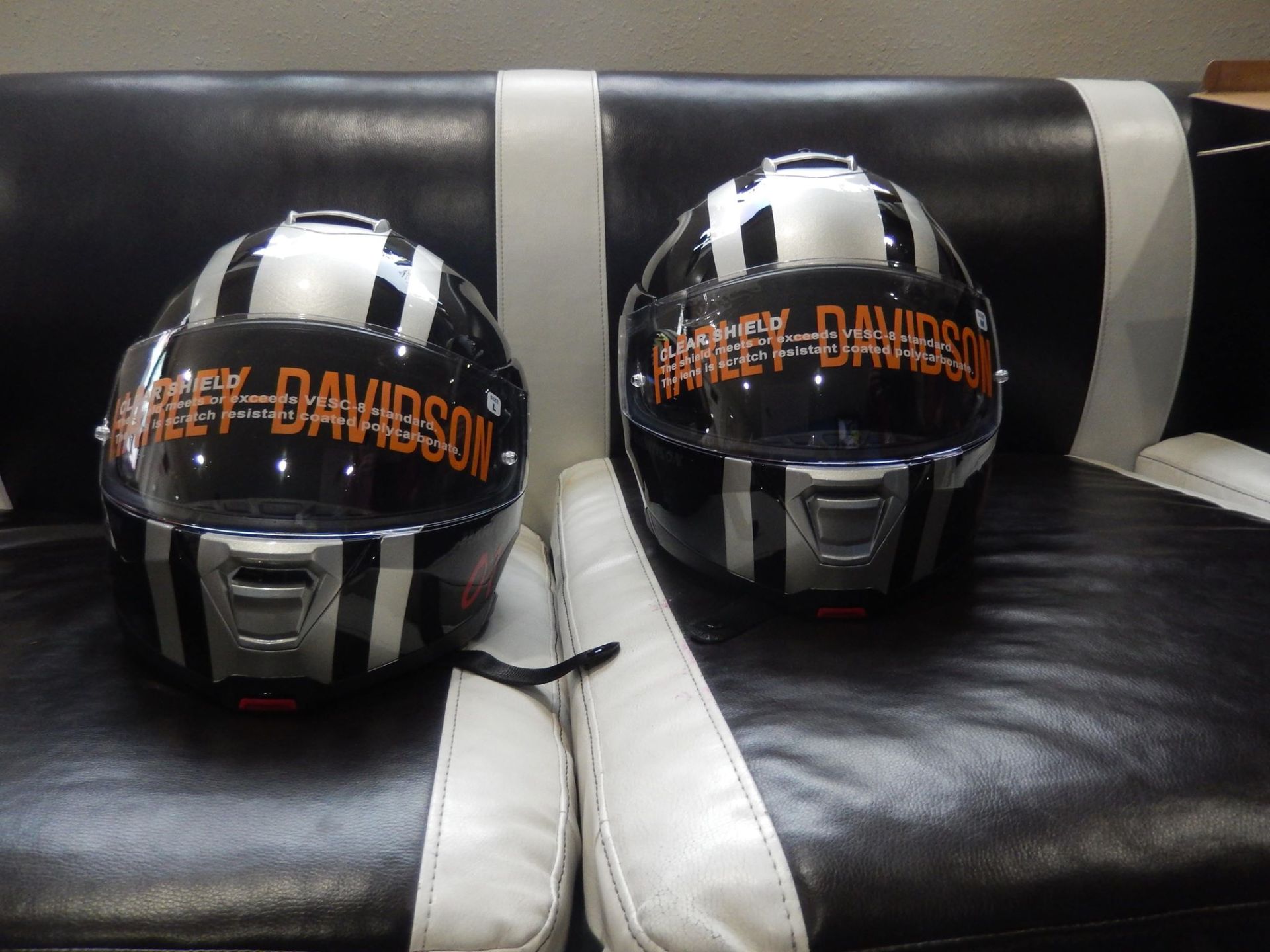 3rd Kind Customz vehicle interior image 3