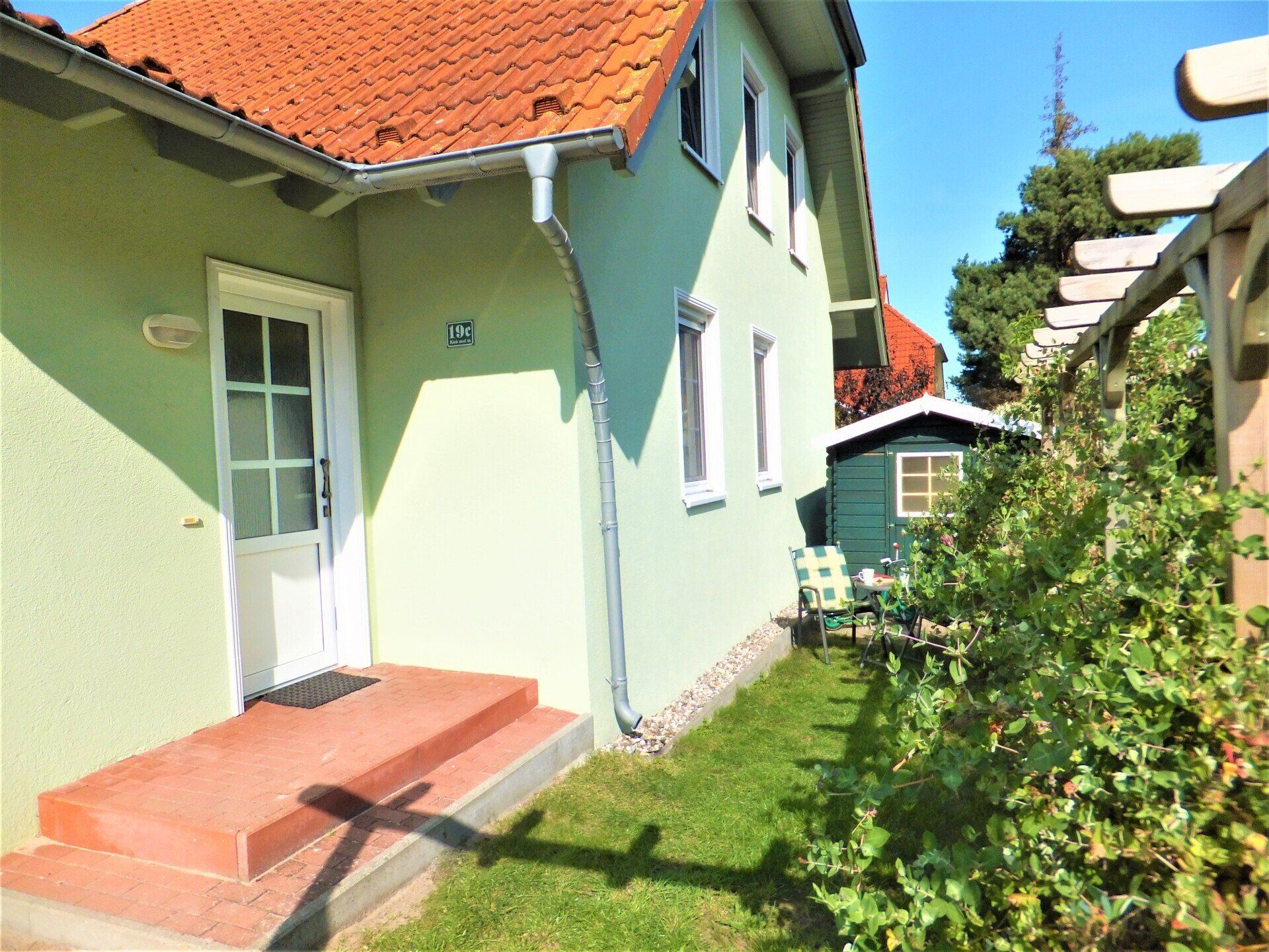 Ferienwohnung in Doppelhaushälfte bis vier Gäste in Born a. Darss