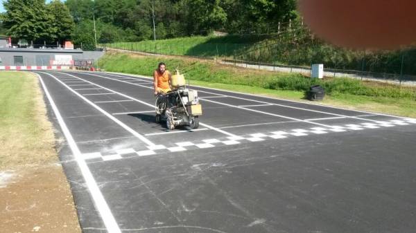 griglia di partenza in autodromo