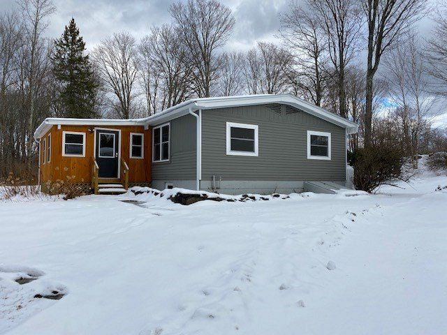 Remodeling building contractor in Newport, Vermont