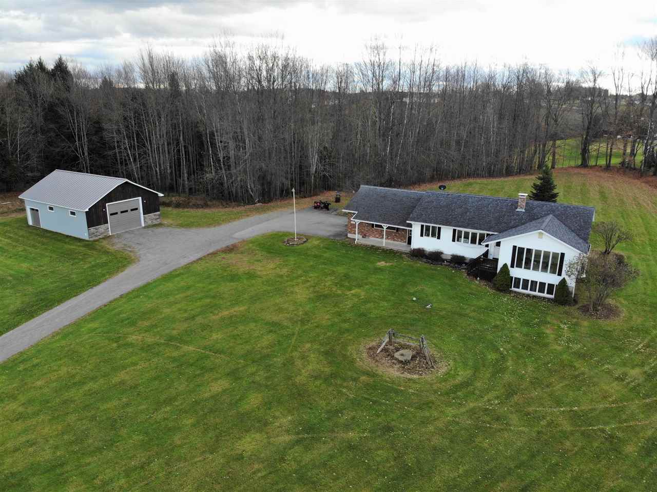 Remodeling building contractor in Newport, Vermont