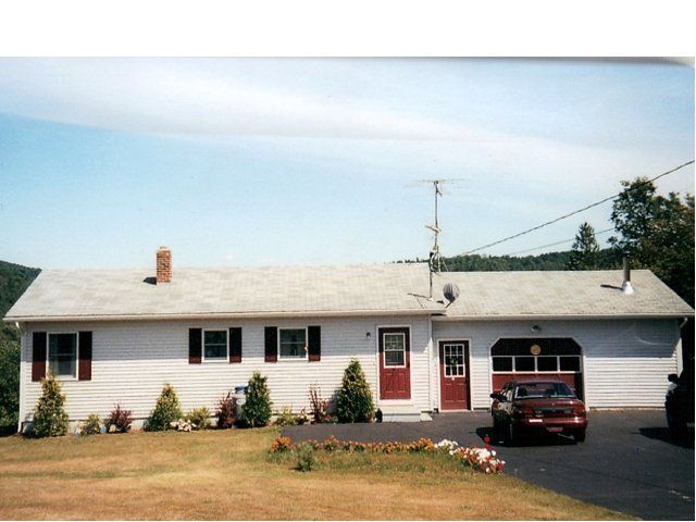 Remodeling building contractor in Newport, Vermont