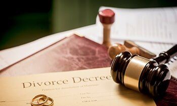 Divorce decree - trial attorney in Dubuque, IA Divorce decree - trial attorney in Dubuque, IA