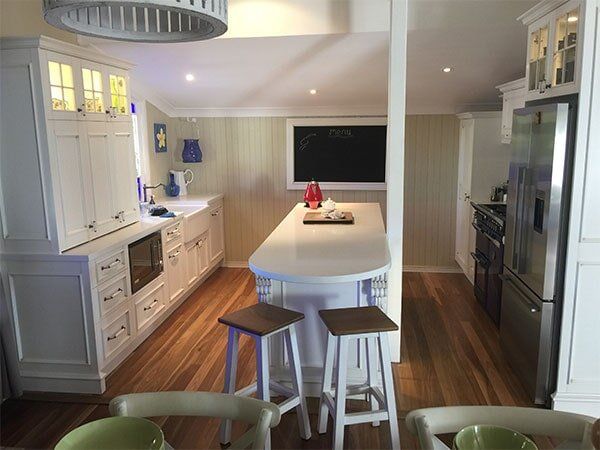 White Dining Table — Cabinet Makers in Kunda Park, QLD