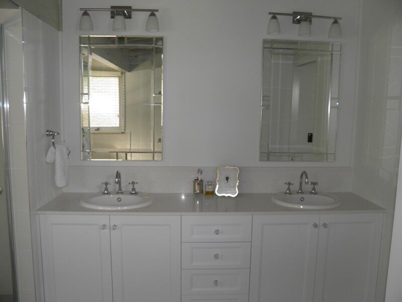 Stone Benchtop and Splashback — Cabinet Makers in Kunda Park, QLD