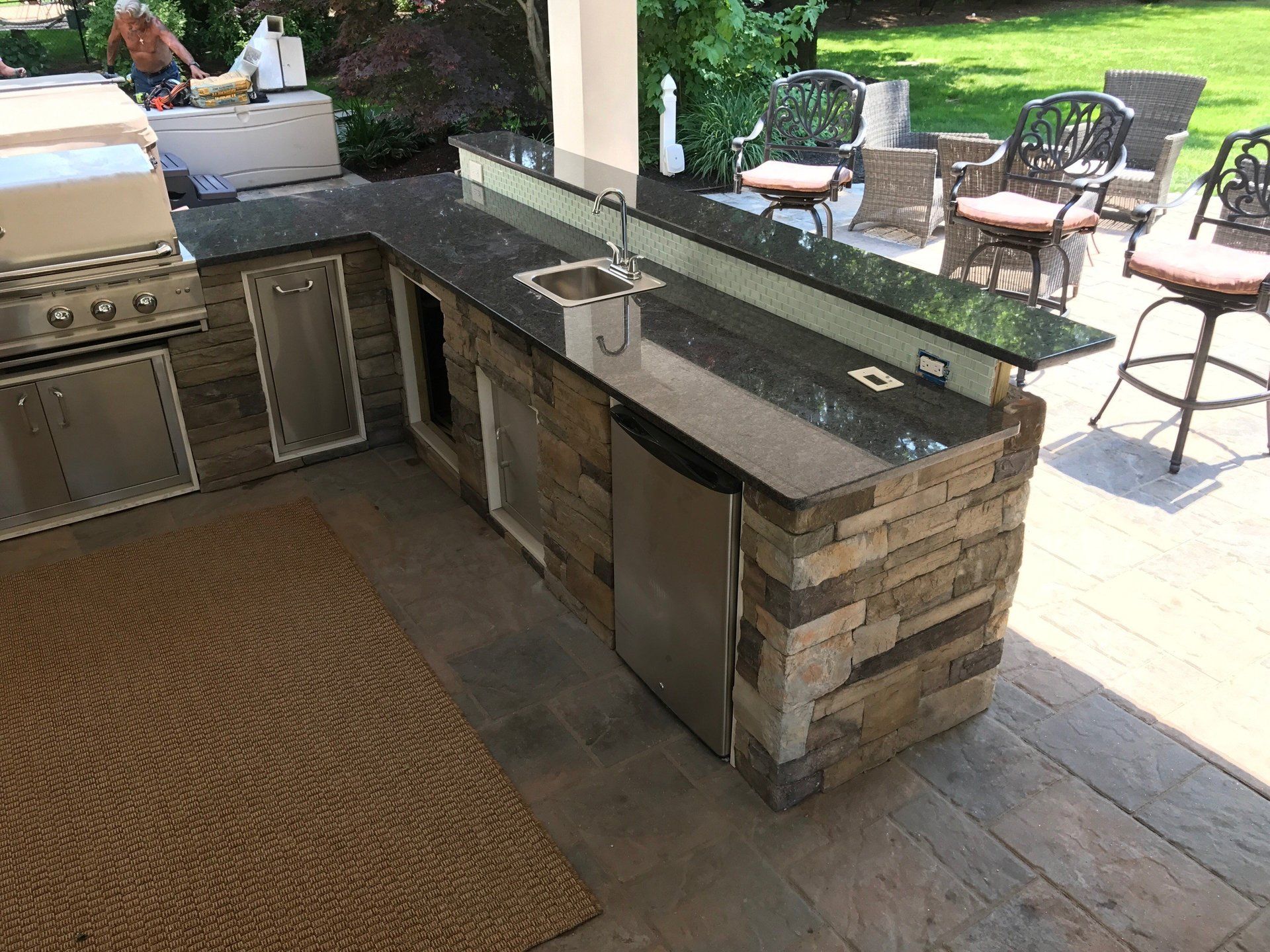 Outdoor Quartz Countertops in Lake Grove, NY