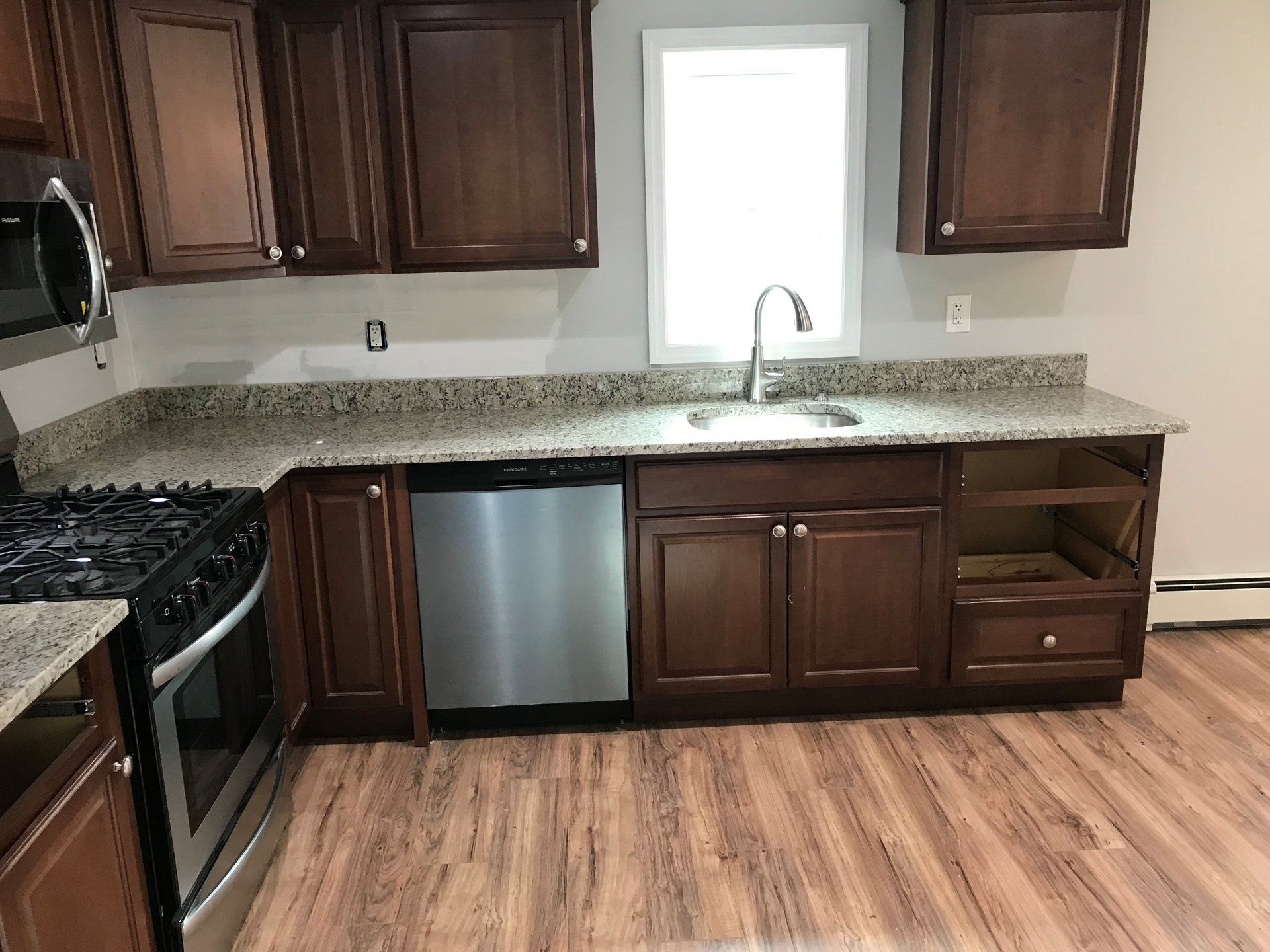 Modern Quartzite Countertops in Sayville, NY