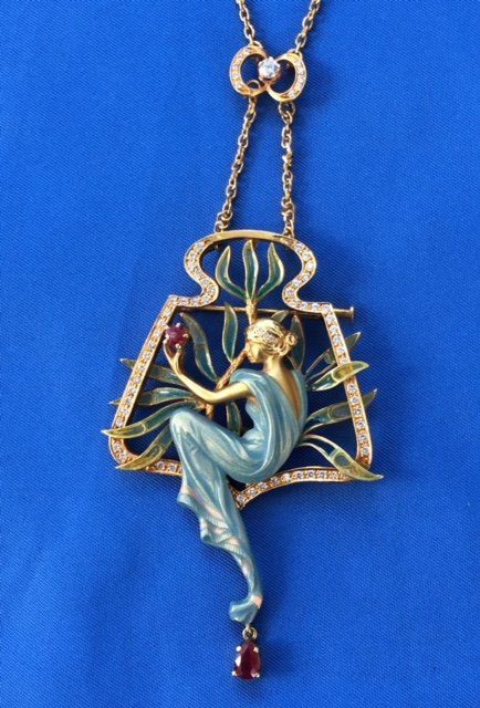 Vintage Gold Necklace With Pendant — Vintage Jewelry In Naples, FL