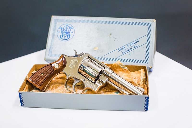Smith & Wesson Gun- gun shop in Tucson, AZ