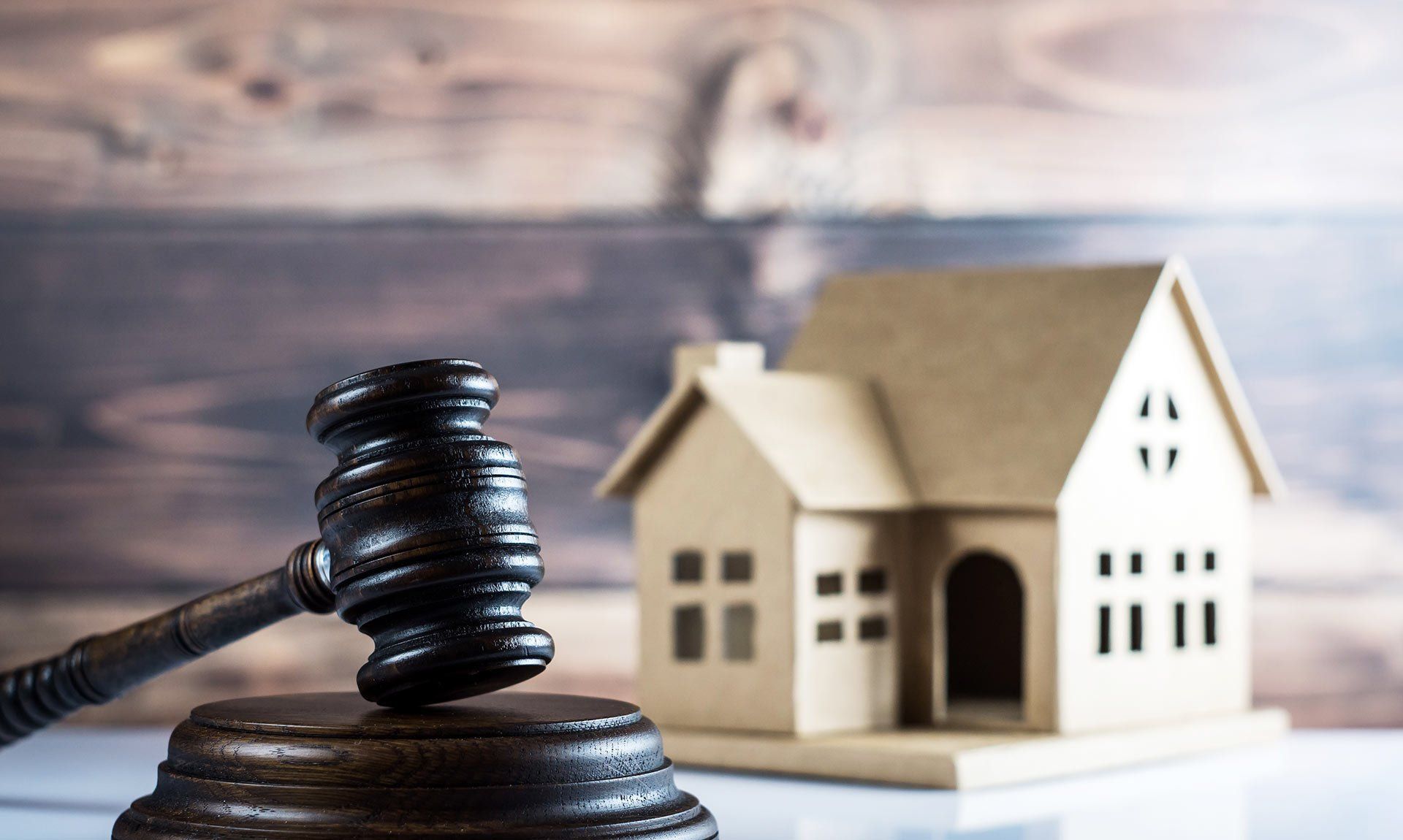 Immobilien- und Bauträgerrecht