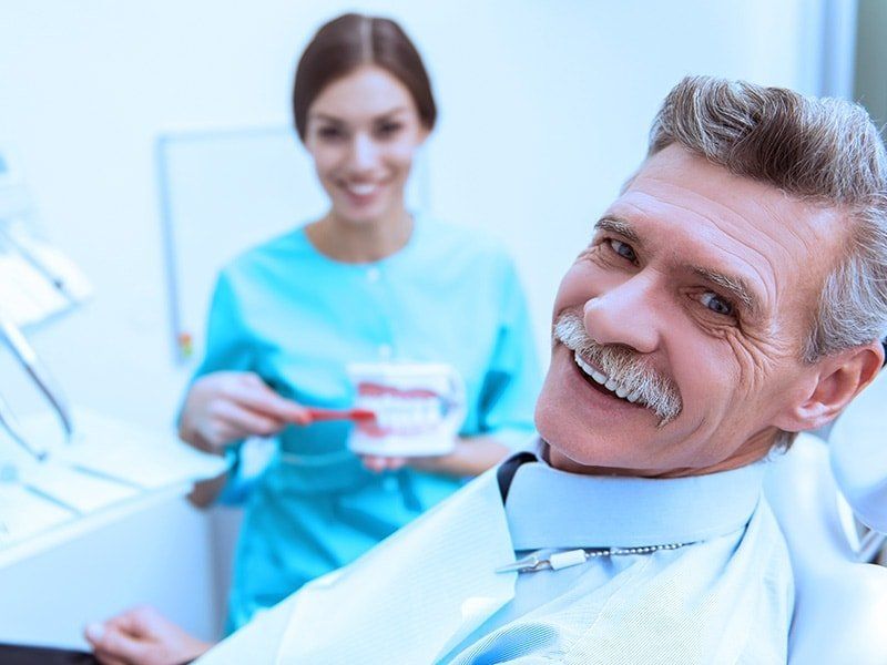 Cura delle Carie: Studio Dentistico Vecchiotti Cesena Cura delle Carie: Studio Dentistico Vecchiotti Cesena