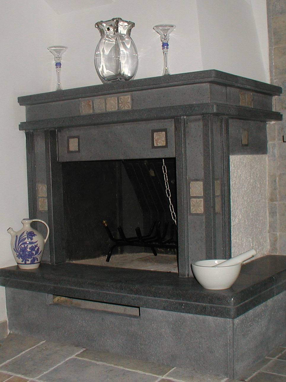 caminetti in marmo