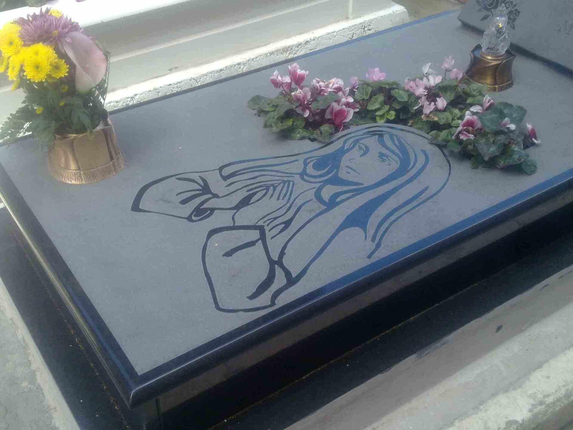 tombe e lapidi