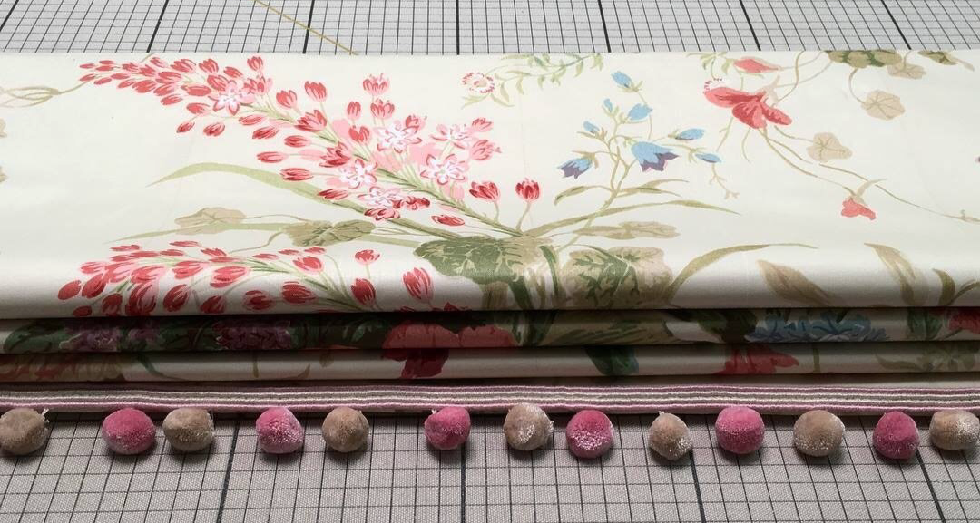 Roman blind with bobble trim roman blind