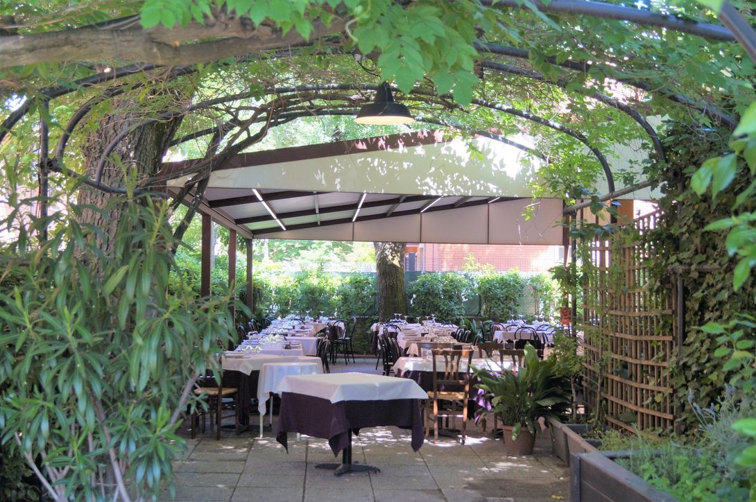 Ristorante con patio