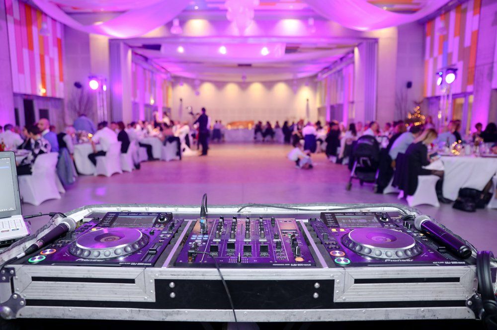DJ & Music | Preferred Events - The Best In Party Planning DJ & Music | Preferred Events - The Best In Party Planning