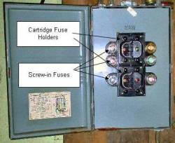 CARTRIDGE FUSE HOLDERS / SCREW IN FUSES