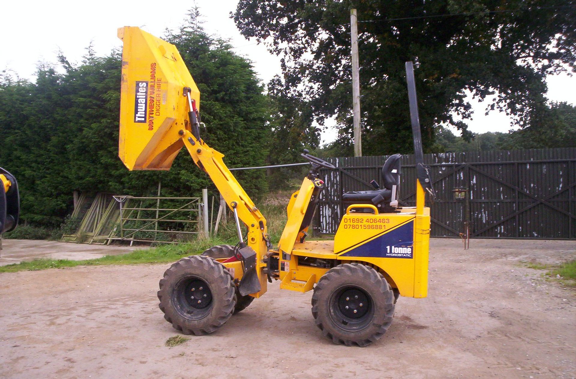 Digger - North Walsham, Norfolk - Matthew Williams Digger Hire Ltd - Plant hire