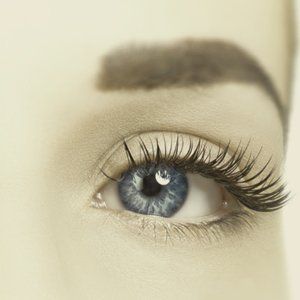Eye lashes